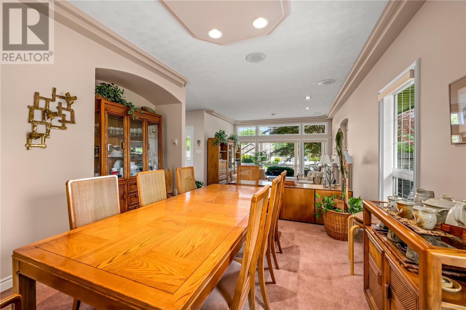 430 Country Aire Dr, Campbell River real estate listing 989759
