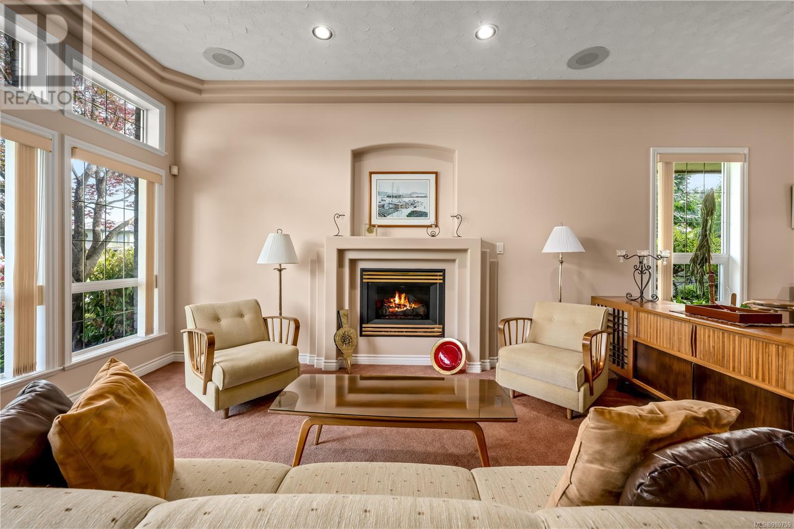 430 Country Aire Dr, Campbell River real estate listing 989759