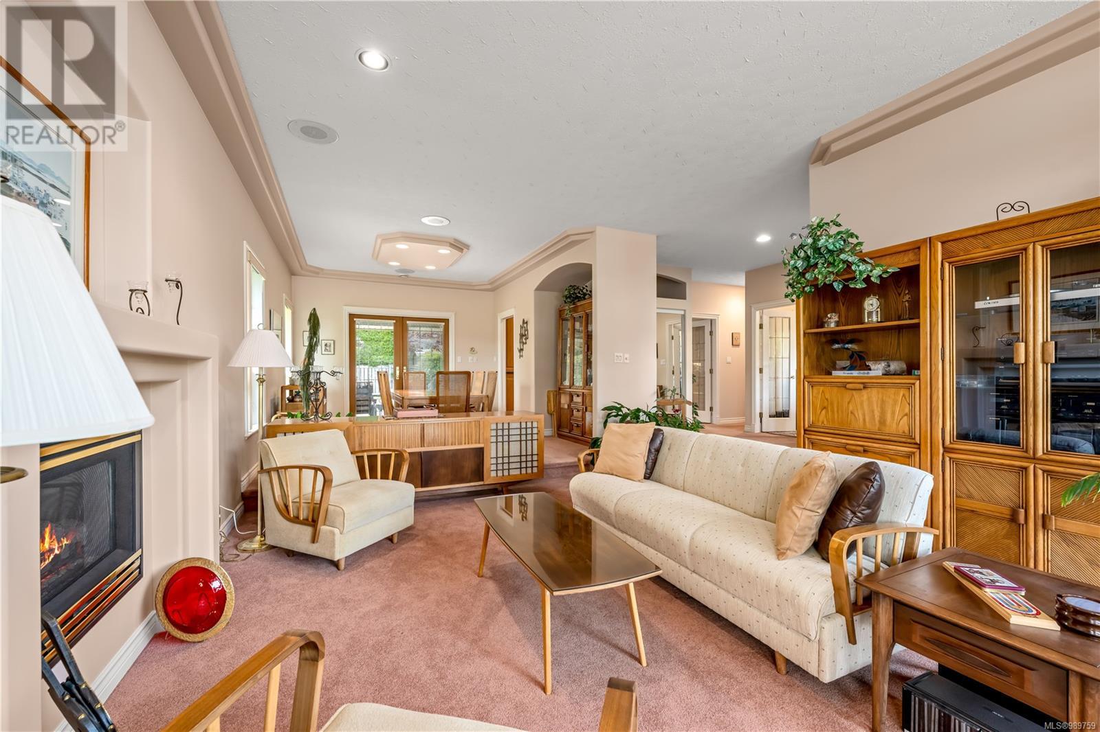 430 Country Aire Dr, Campbell River real estate listing 989759