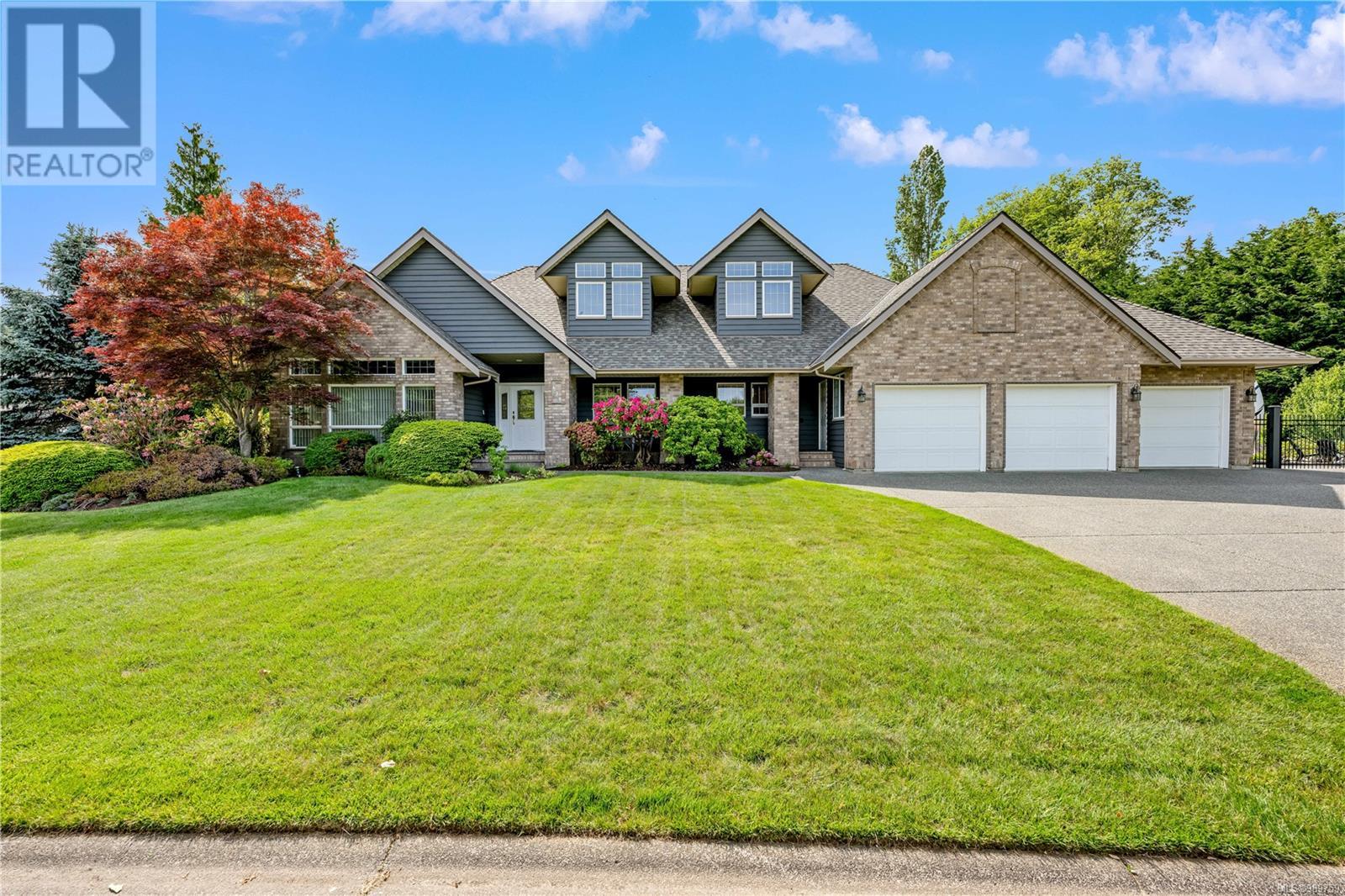 430 Country Aire Dr, Campbell River