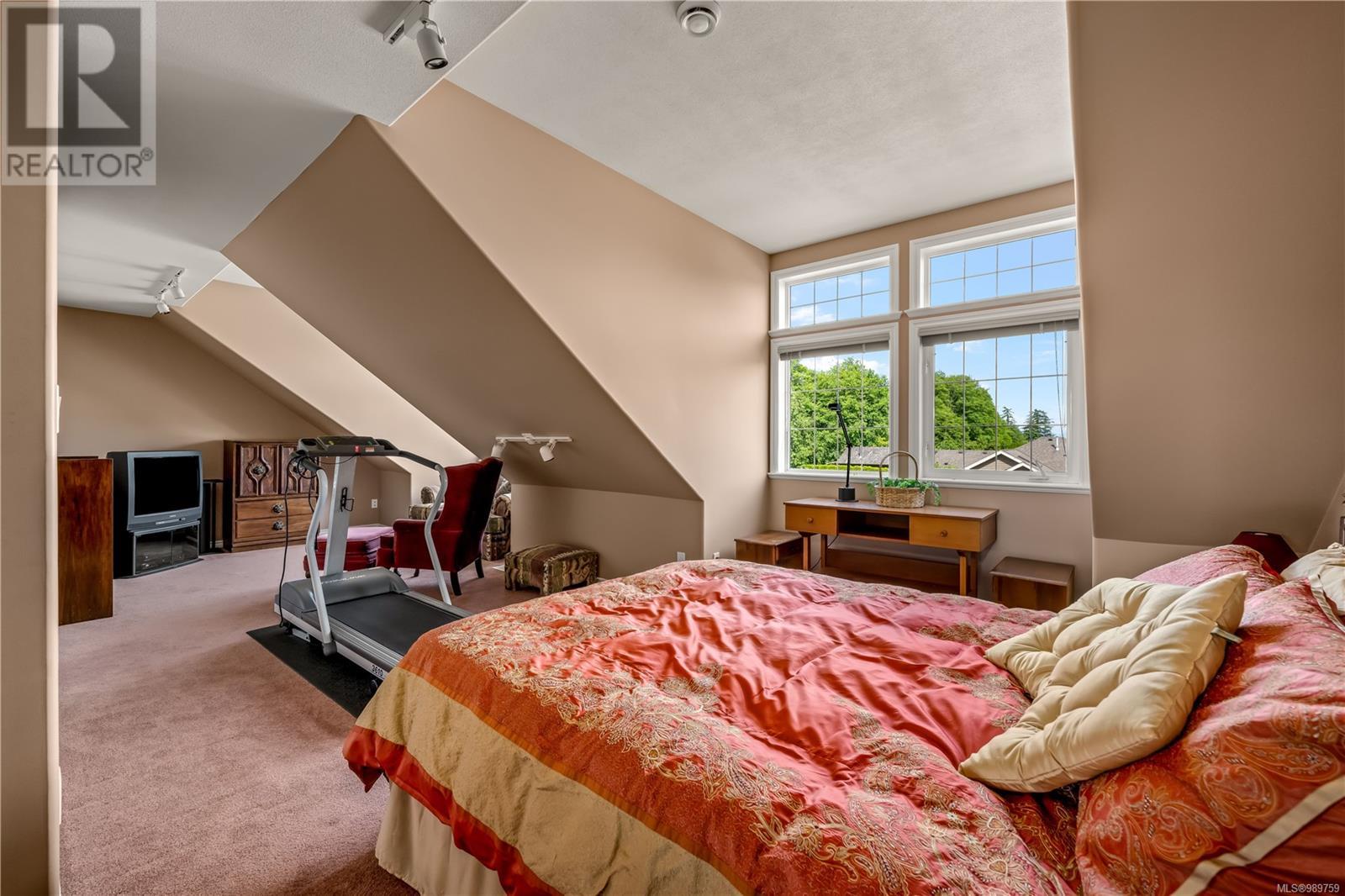 430 Country Aire Dr, Campbell River real estate listing 989759