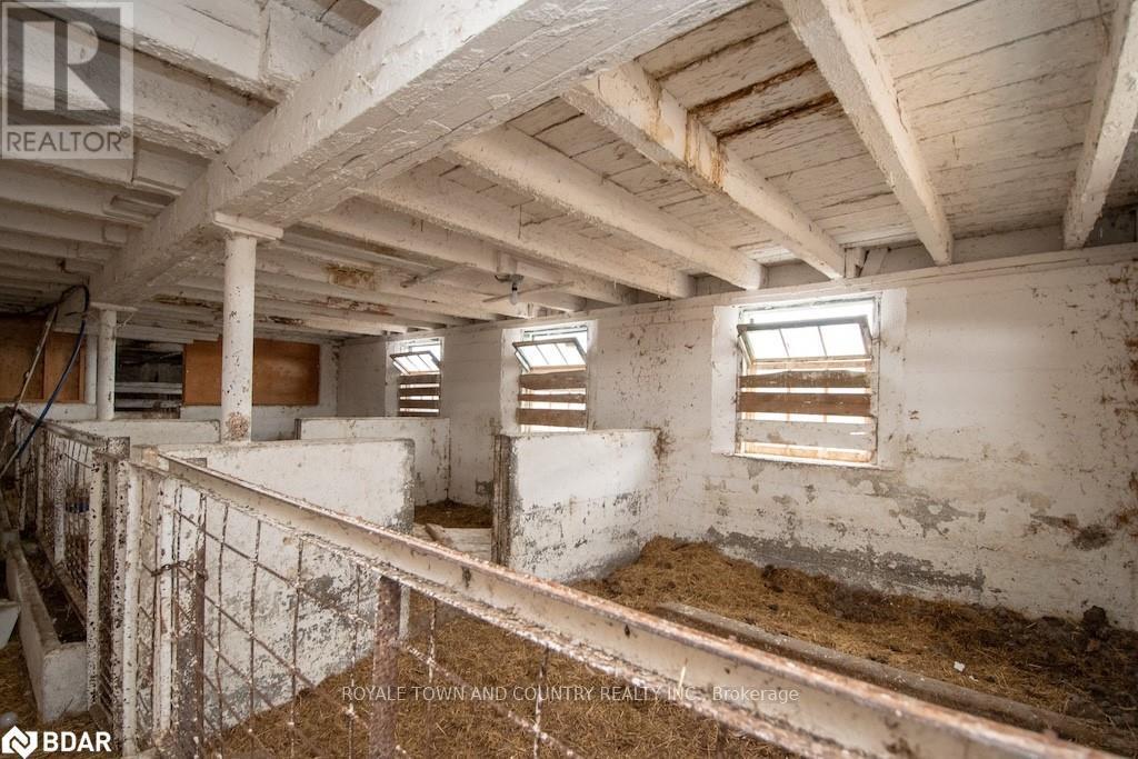Photo 20 of 328 Carmel Road, Quinte West ON