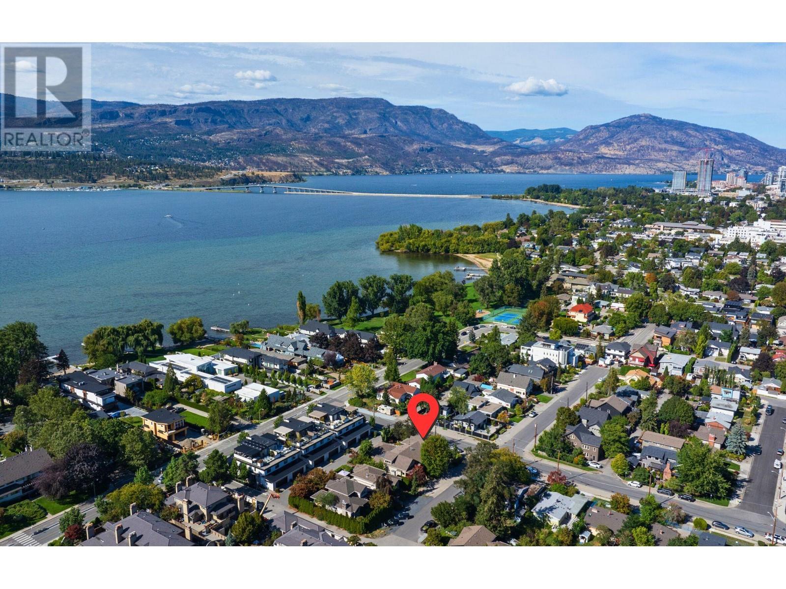  2706 Bath Street, Kelowna