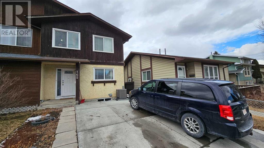 Single Family House for Sale in  Whitewood Place NE Whitehorn Calgary 