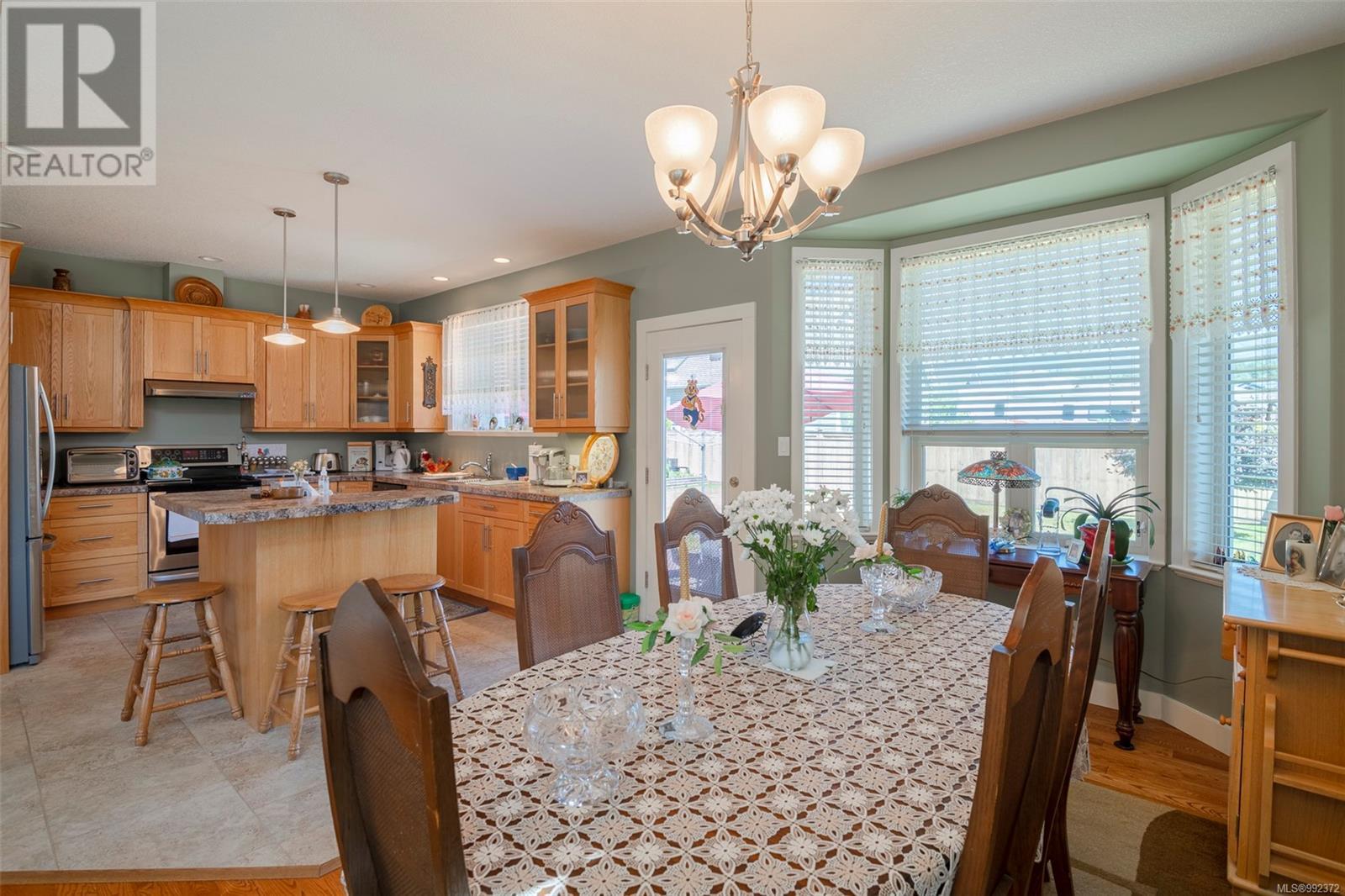 3555 Bracken Lane, Port Alberni real estate listing 992372