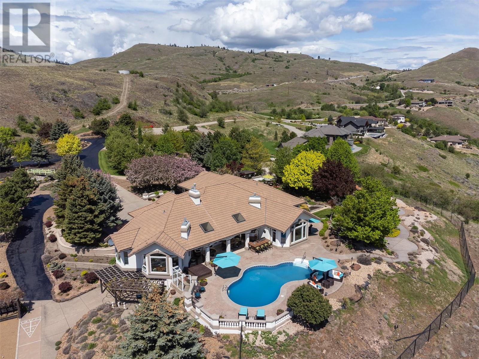 #1 315 Kalamalka Lakeview Drive - 65