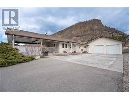 9181 Alder Street, Summerland