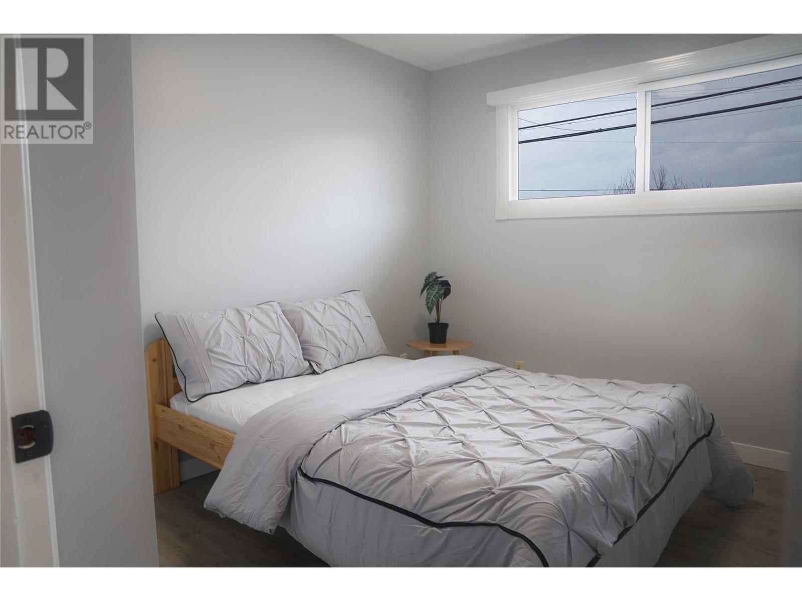 Photo 13 of 305 Ziprick Road, Kelowna BC
