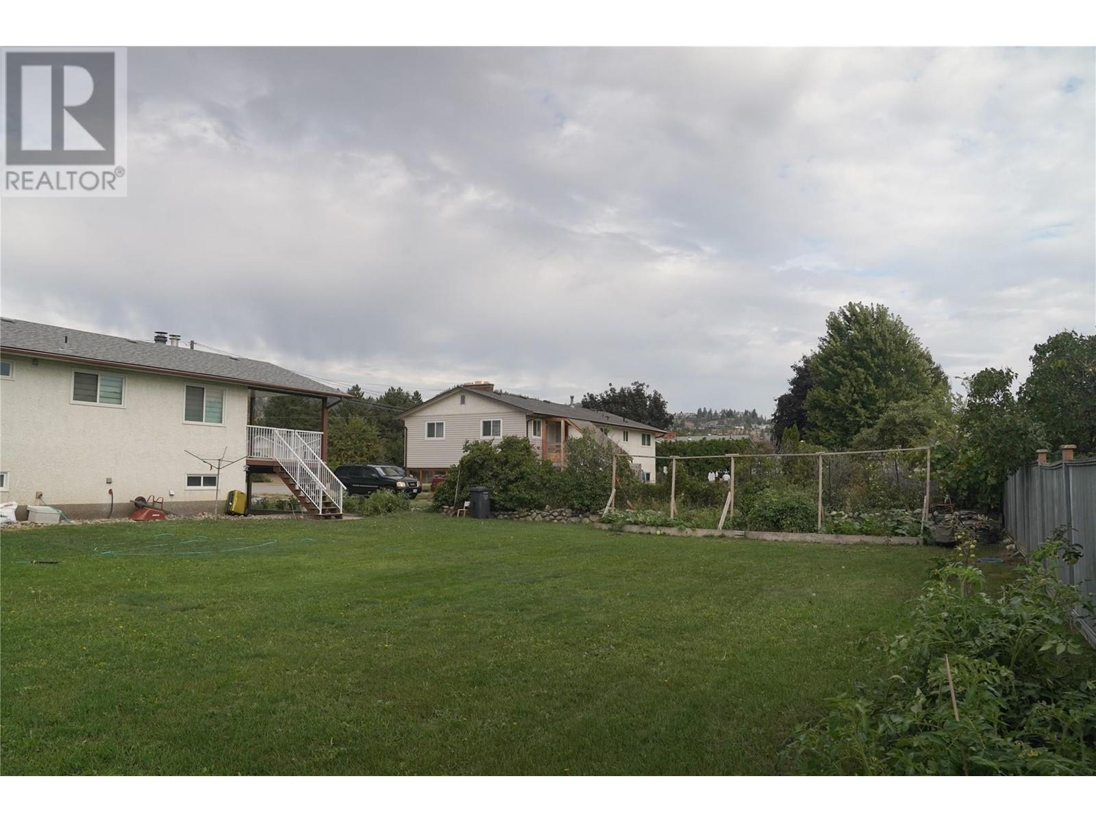 Photo 28 of 305 Ziprick Road, Kelowna BC