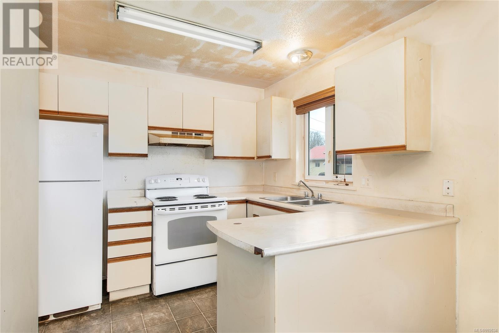 1541 20th Ave, Campbell River real estate listing 992634