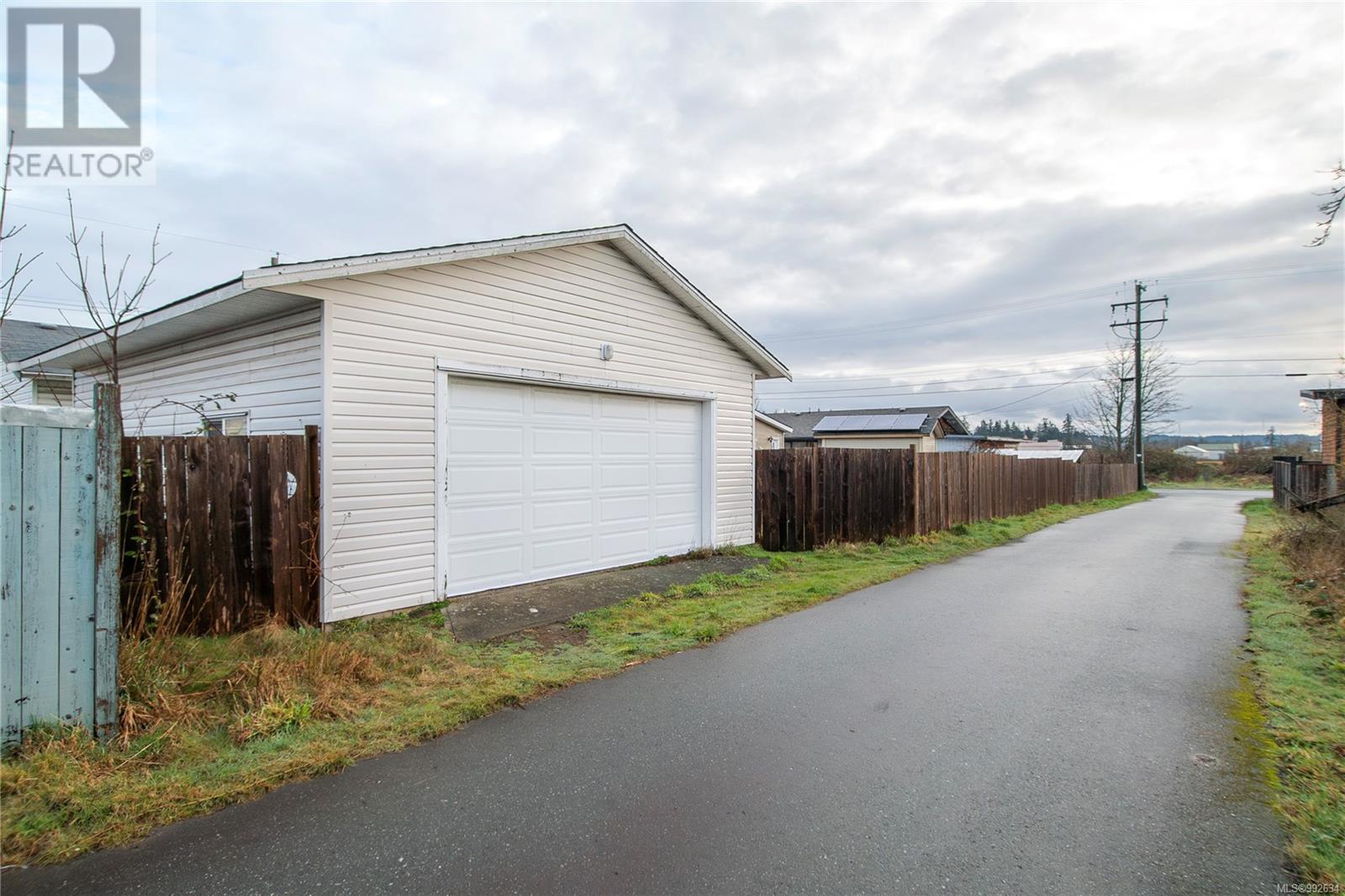 1541 20th Ave, Campbell River real estate listing 992634