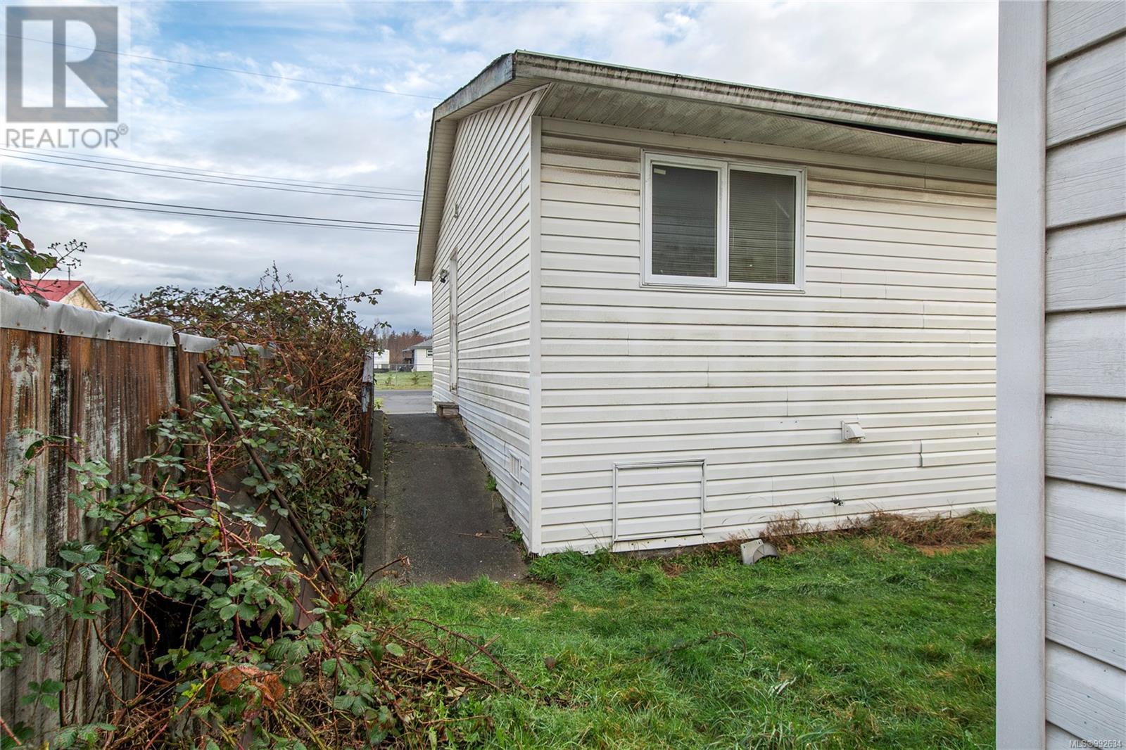1541 20th Ave, Campbell River real estate listing 992634