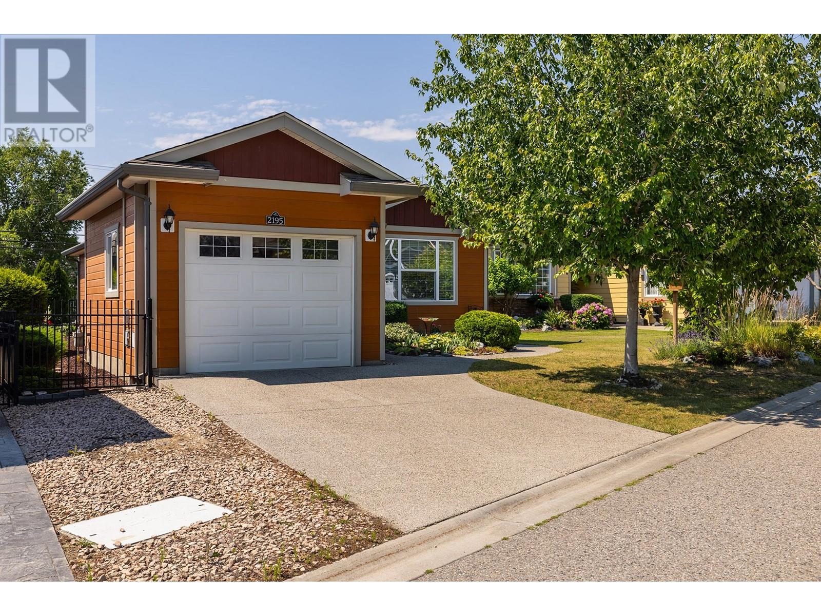  2195 Mimosa Drive, Westbank