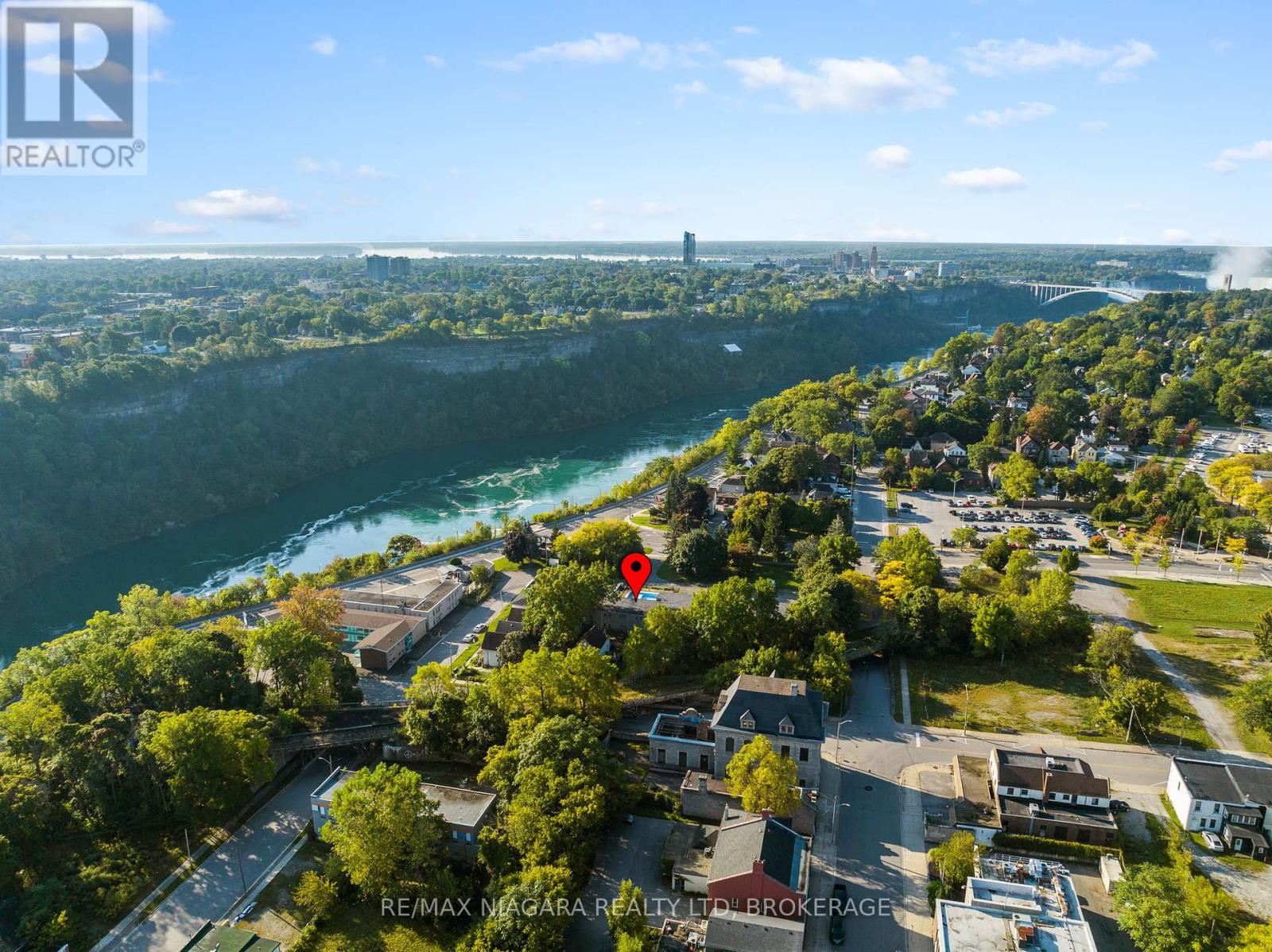 Photo 21 of 4625 Cataract Avenue, Niagara Falls ON