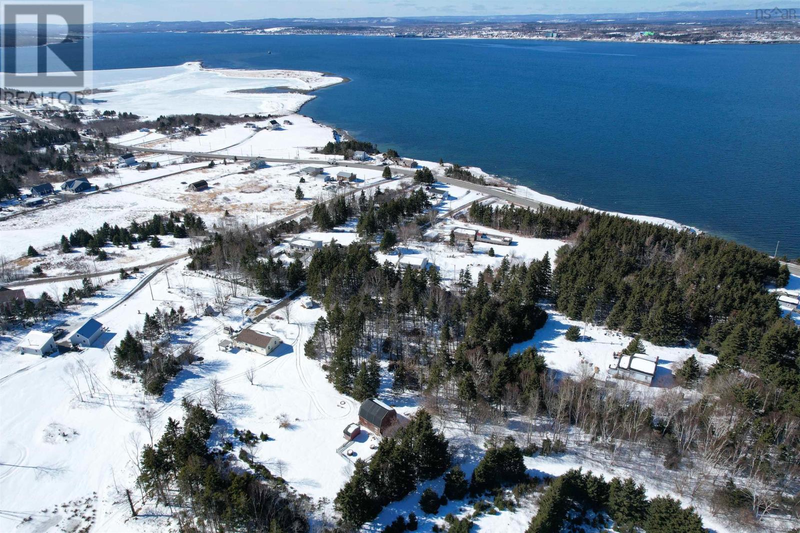 Property 2 of 9 of Polar Bear Lane