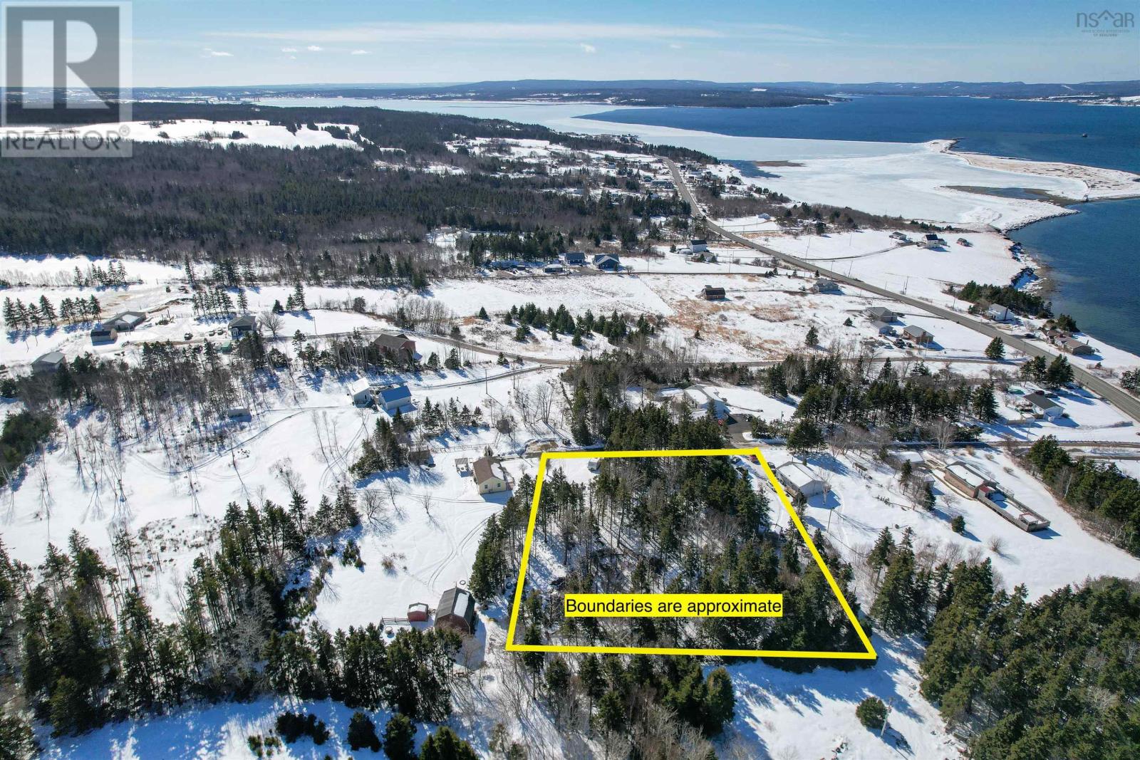 Property 3 of 9 of Polar Bear Lane