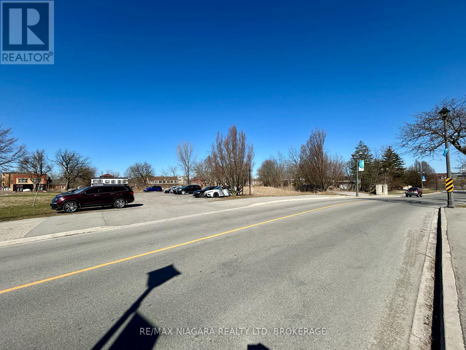 Photo 14 of 4625 Cataract Avenue, Niagara Falls ON