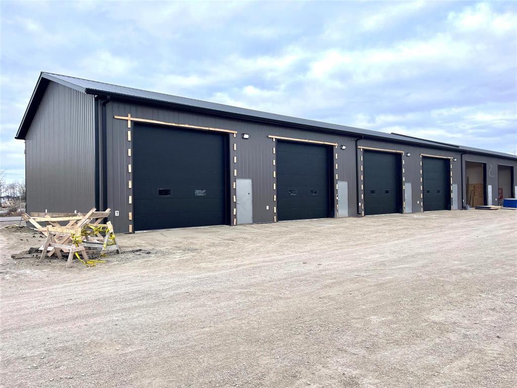 Photo 1 of 261 Barkman Avenue, Kleefeld MB