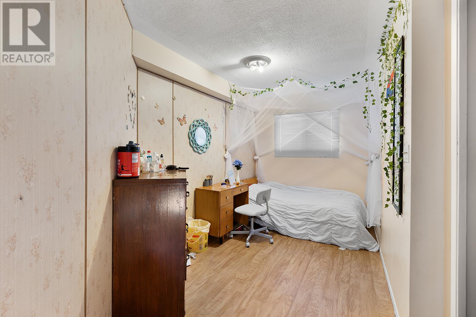 3116 3 Highway, Erickson