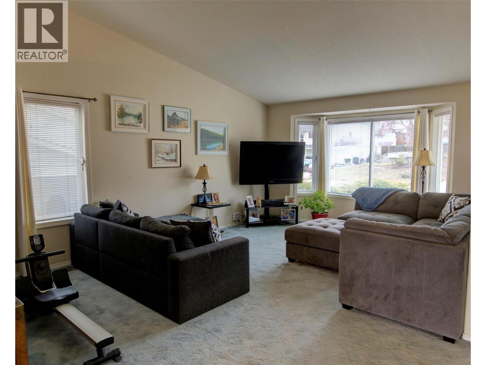  3009 Heritage Court, Vernon