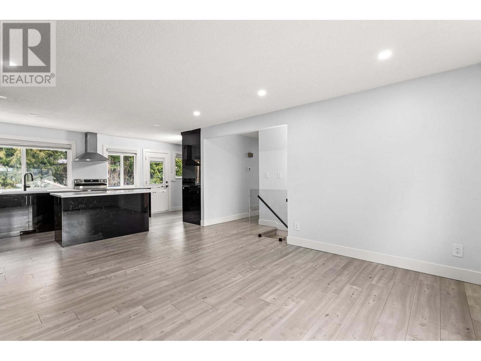 1752 55 STREET, Tsawwassen