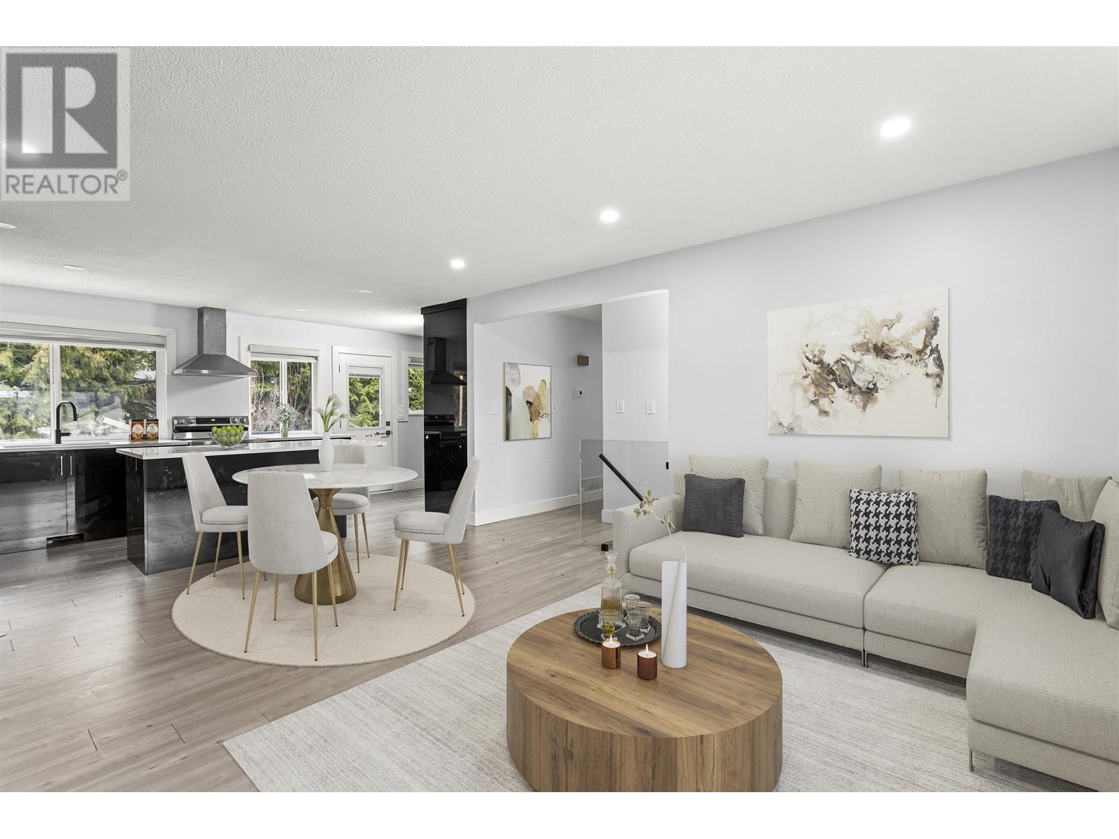 1752 55 STREET, Tsawwassen
