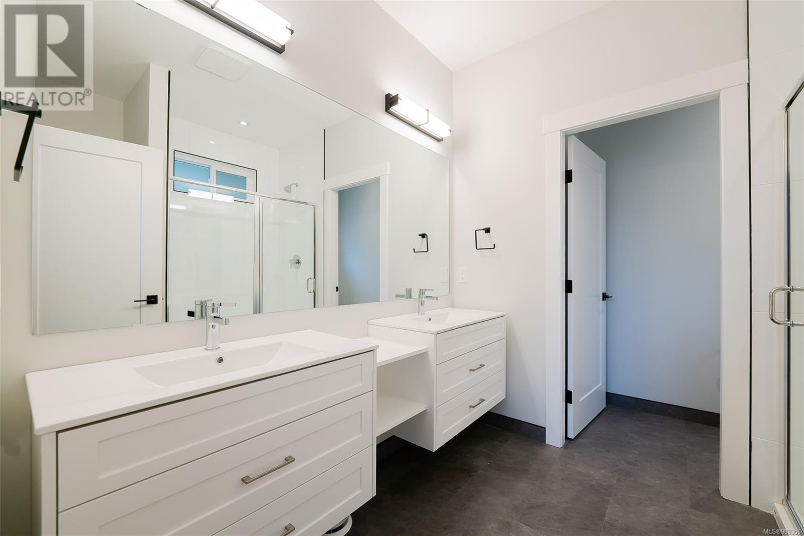Photo 21 of 113 Raven Way, Ladysmith BC
