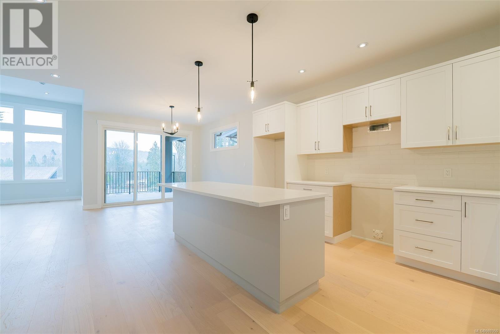 Photo 5 of 113 Raven Way, Ladysmith BC