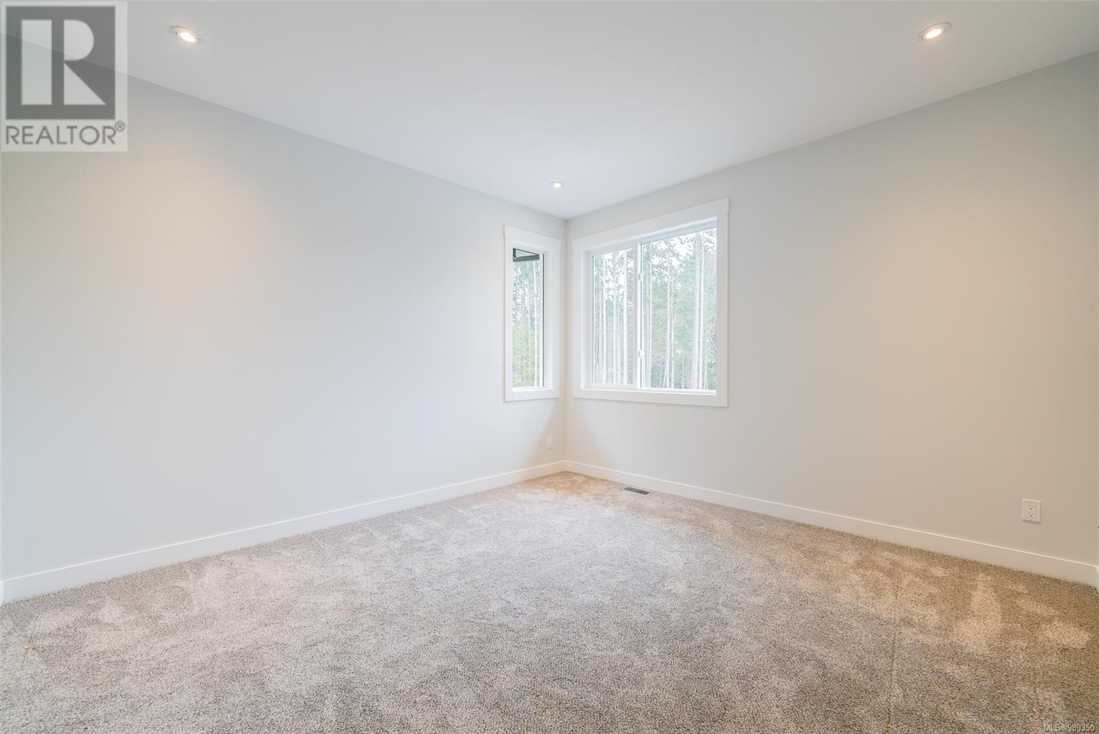 Photo 37 of 113 Raven Way, Ladysmith BC