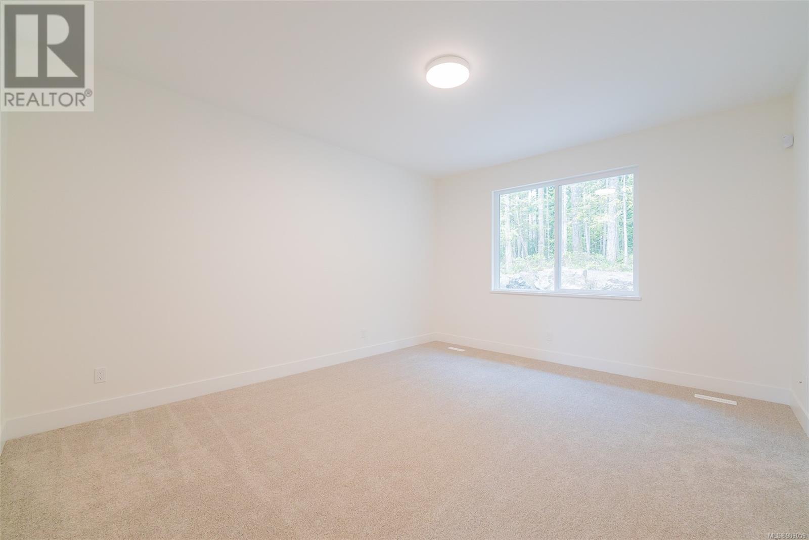 111 Raven Way, Ladysmith