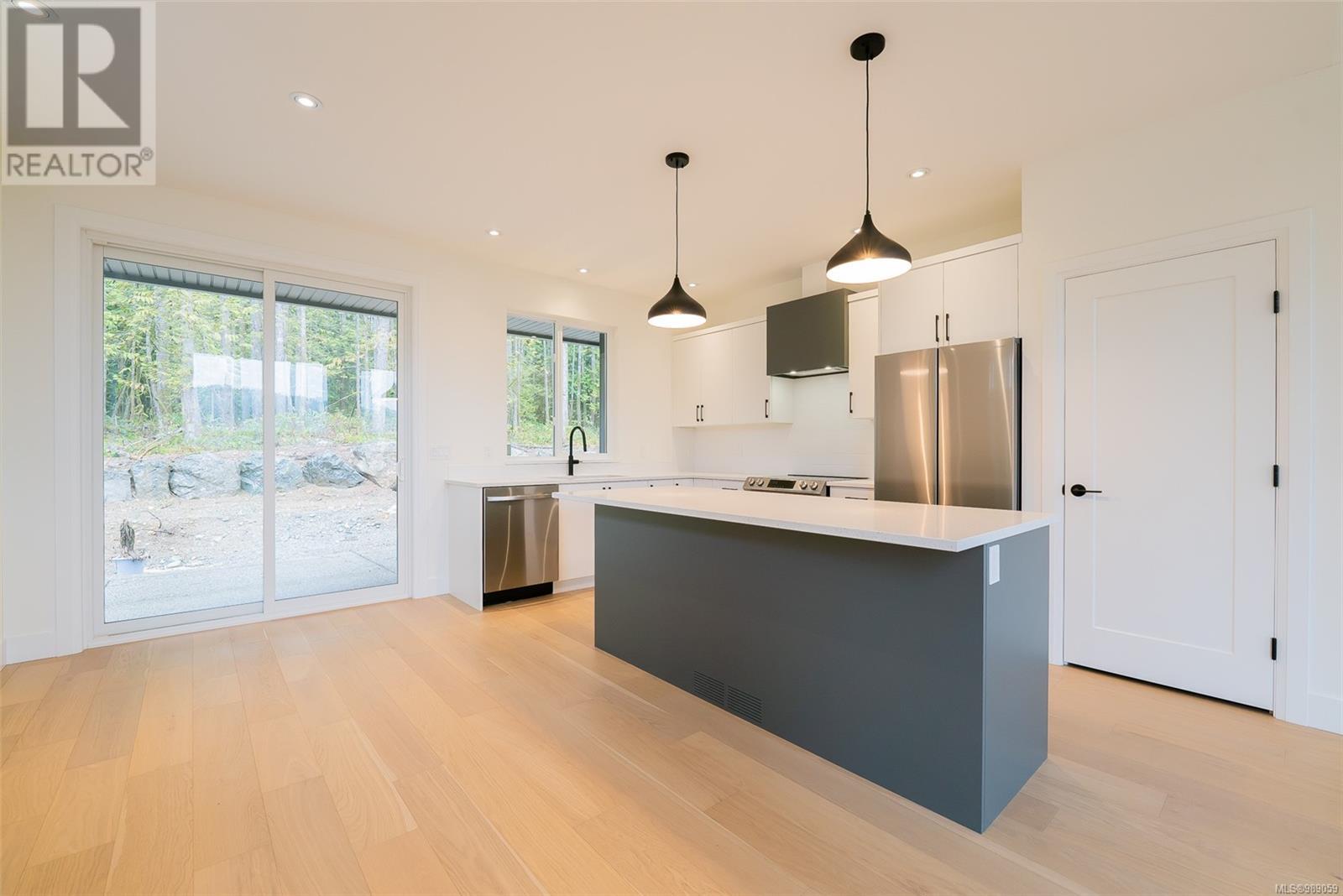 111 Raven Way, Ladysmith