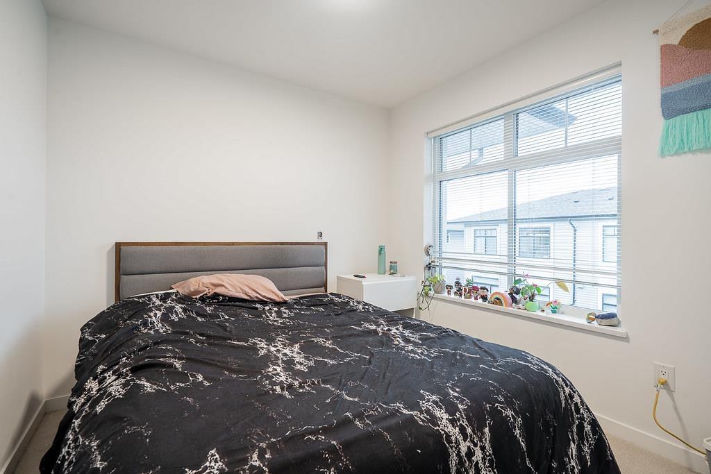 Photo 32 of 82 15235 Sitka Drive, Surrey BC