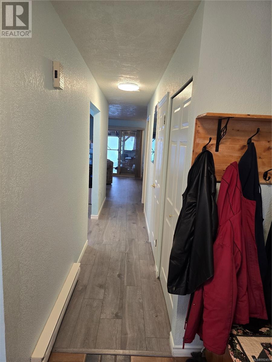 2905 LEIGH Rd, Langford real estate listing 992451