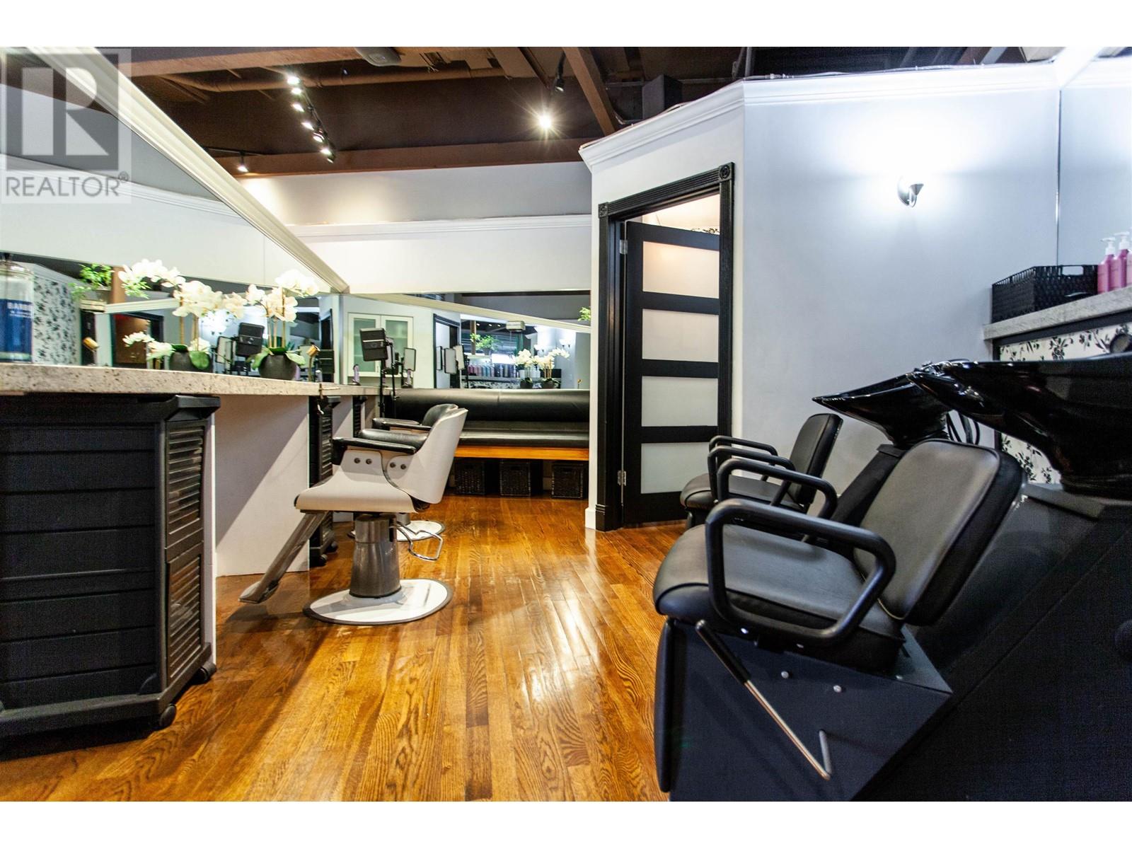Photo 22 of 4 1008 Beach Avenue, Vancouver BC