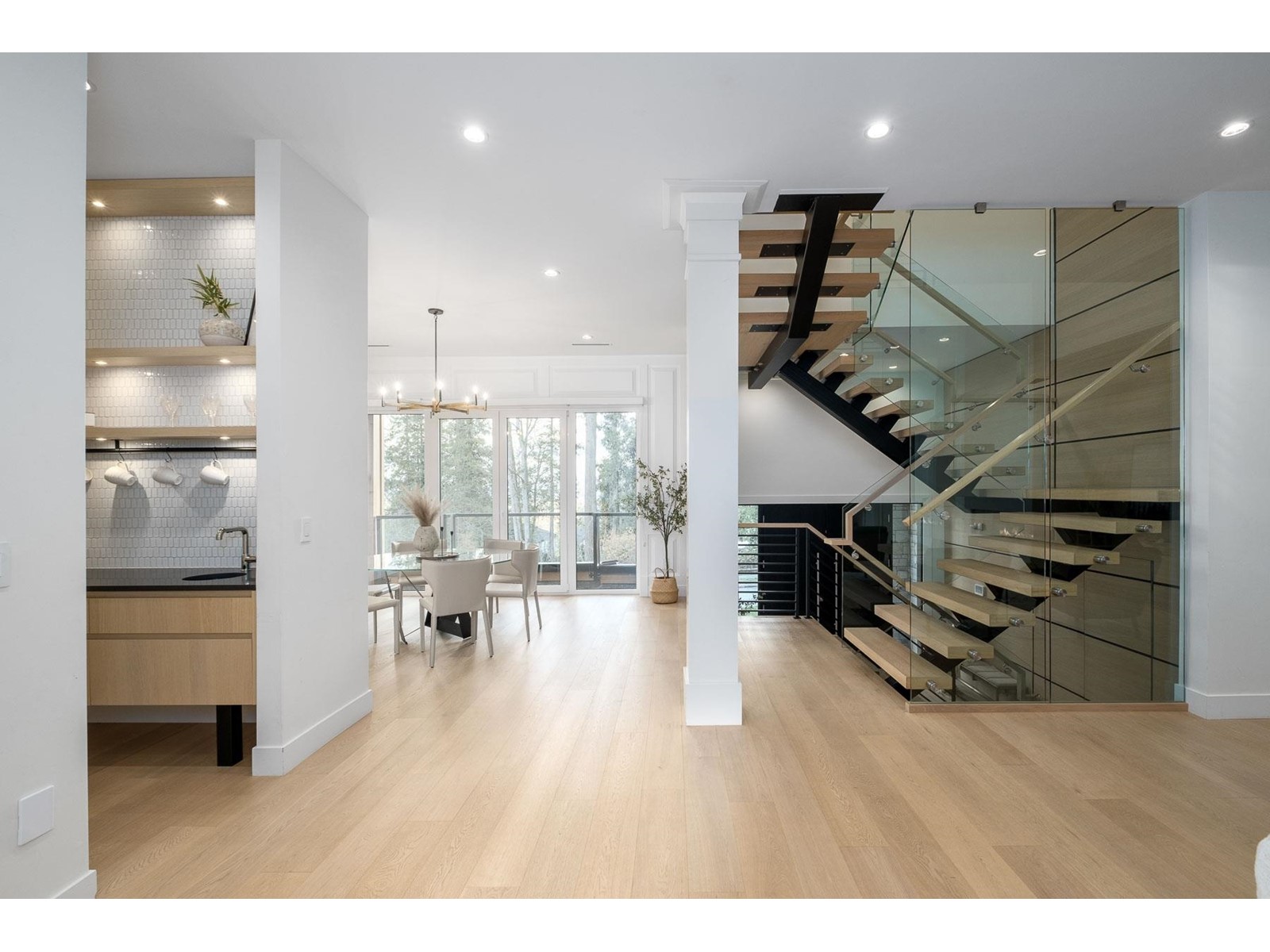 16690 MCNAIR DRIVE, White Rock real estate listing R2980243