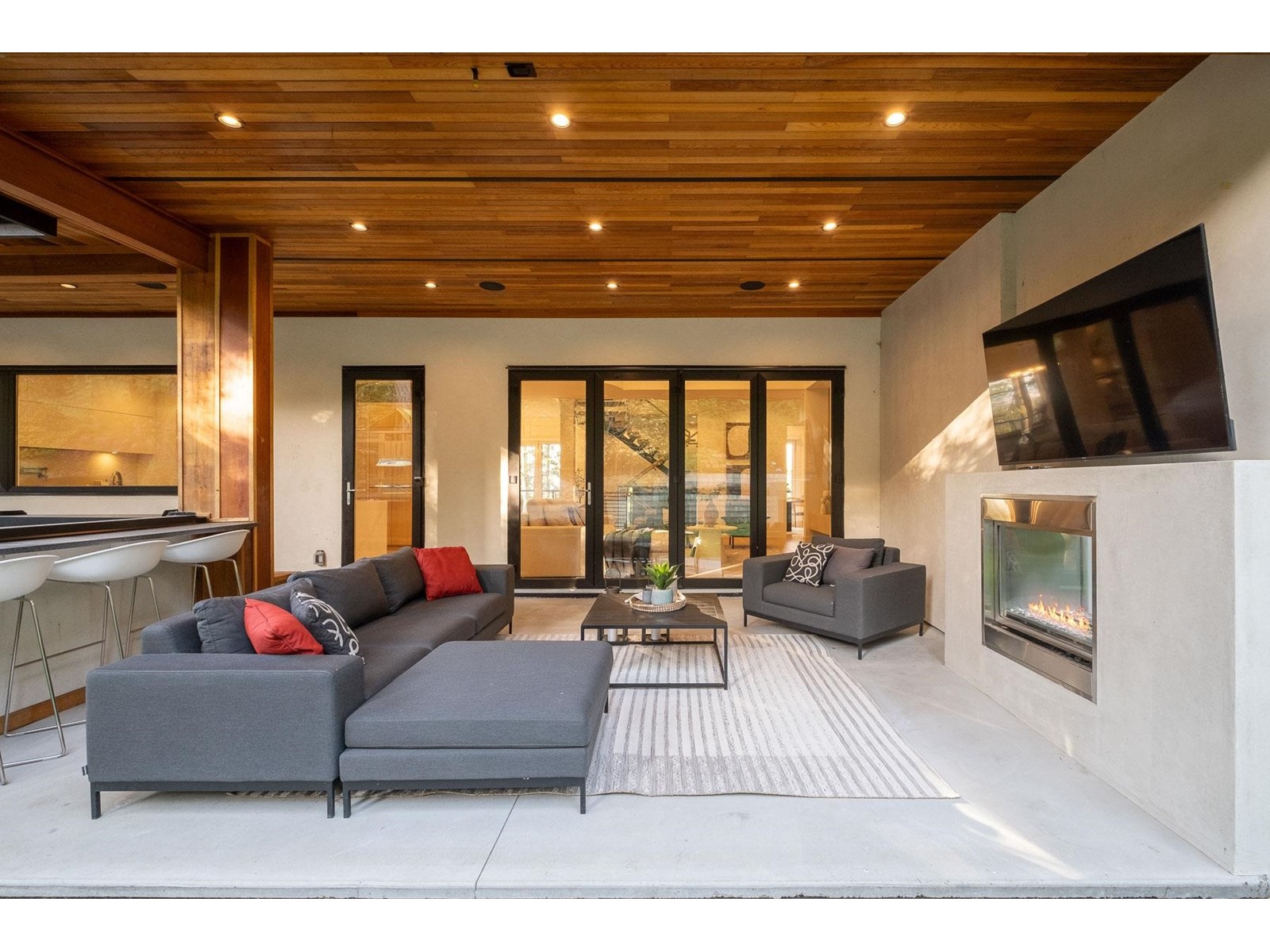 16690 MCNAIR DRIVE, White Rock real estate listing R2980243