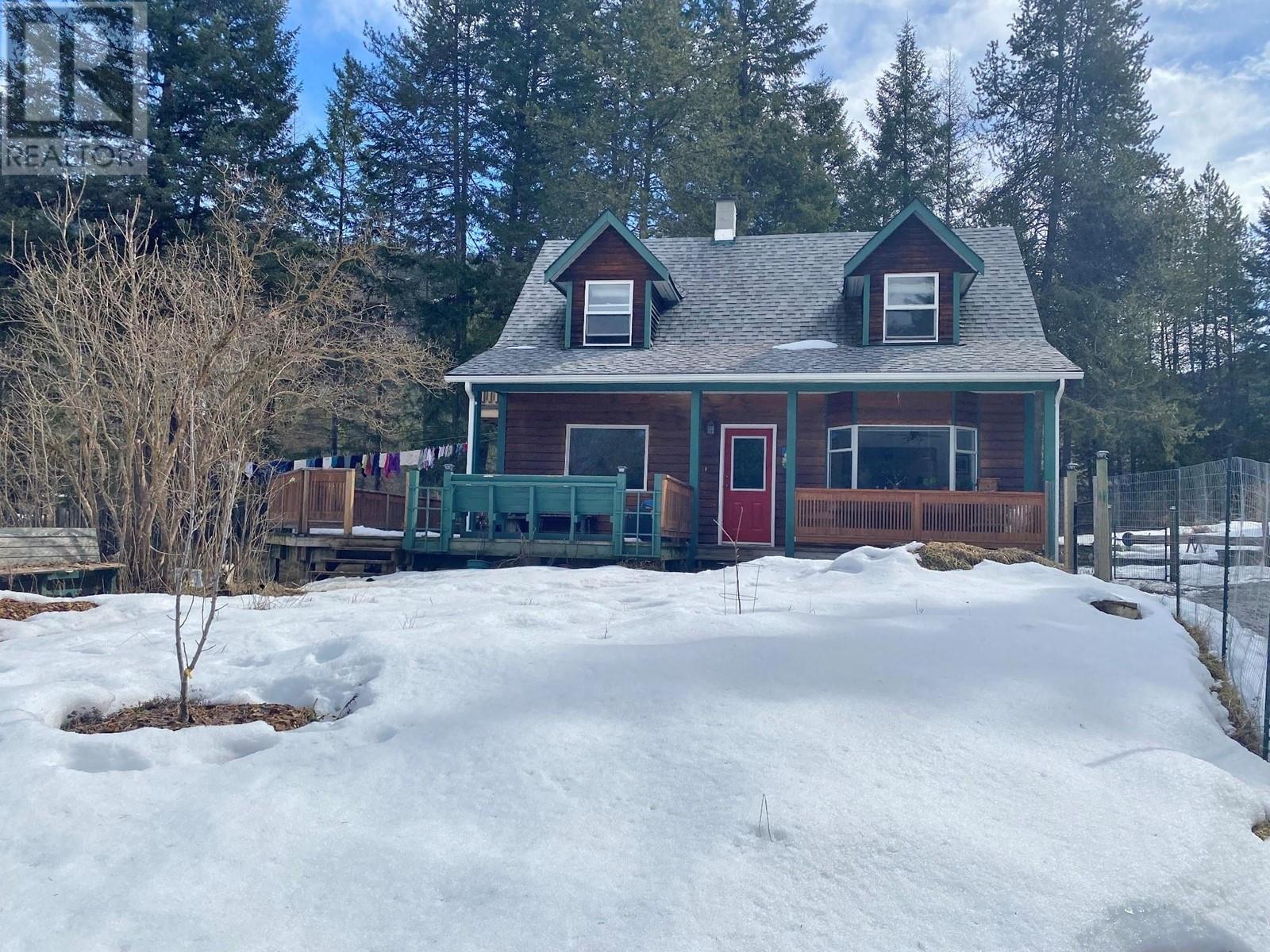 10625 GRANBY Road, Grand Forks