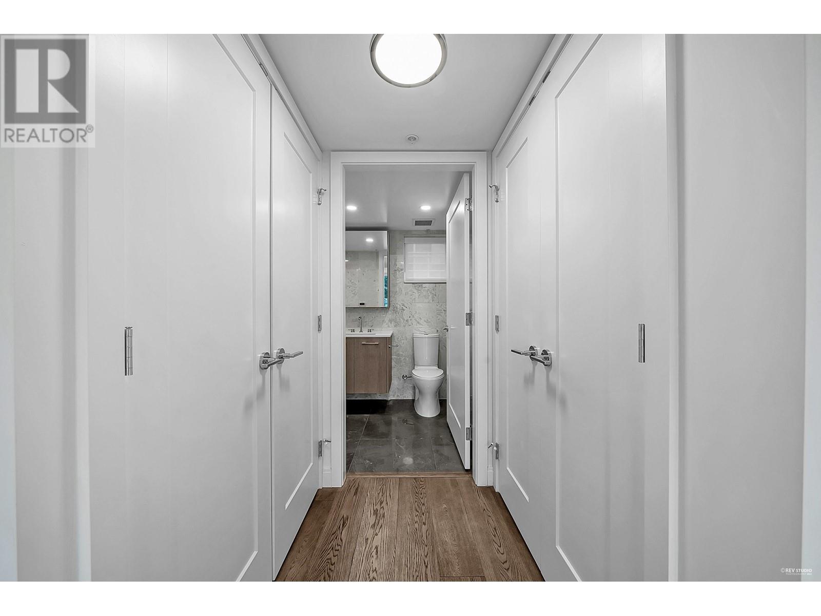 4922 CAMBIE STREET, Vancouver