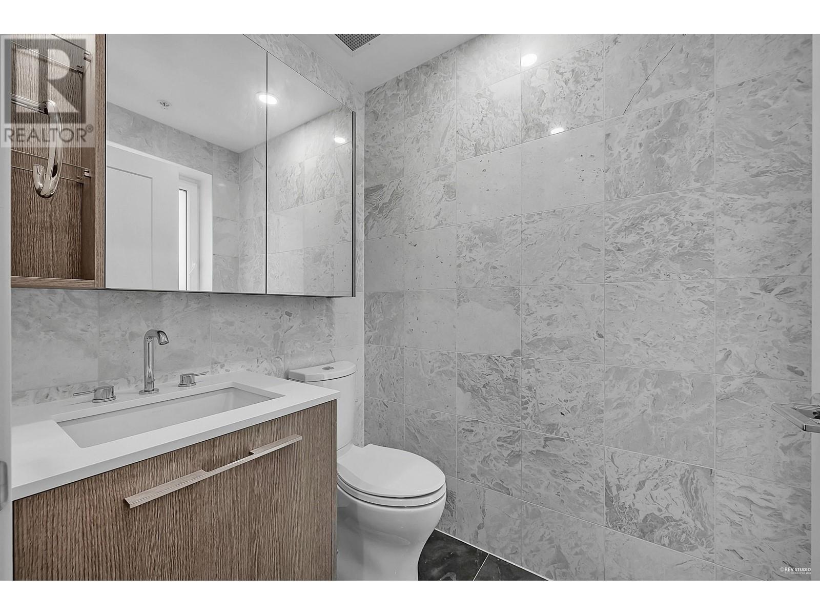 4922 CAMBIE STREET, Vancouver