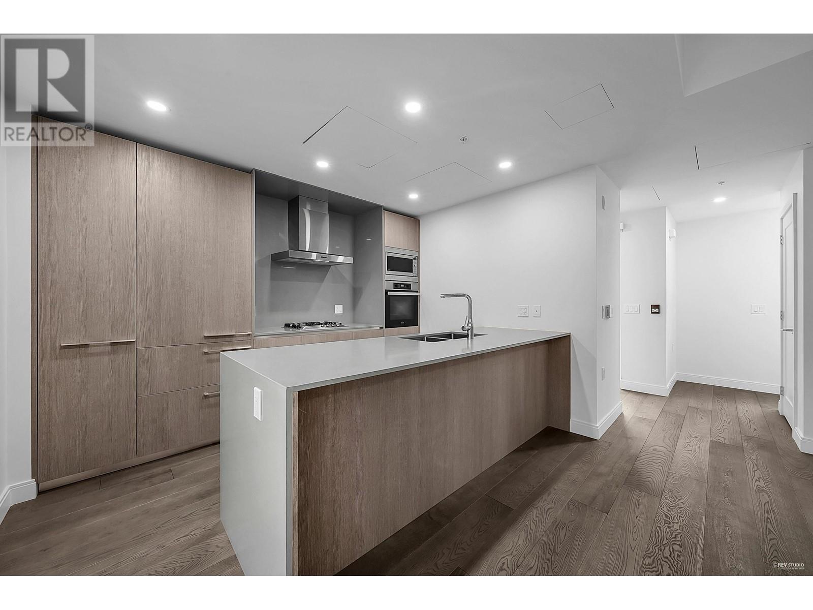 4922 CAMBIE STREET, Vancouver
