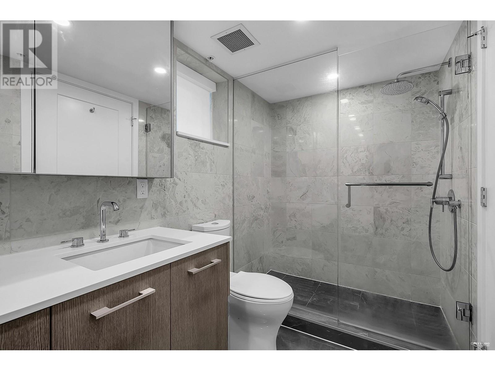 4922 CAMBIE STREET, Vancouver