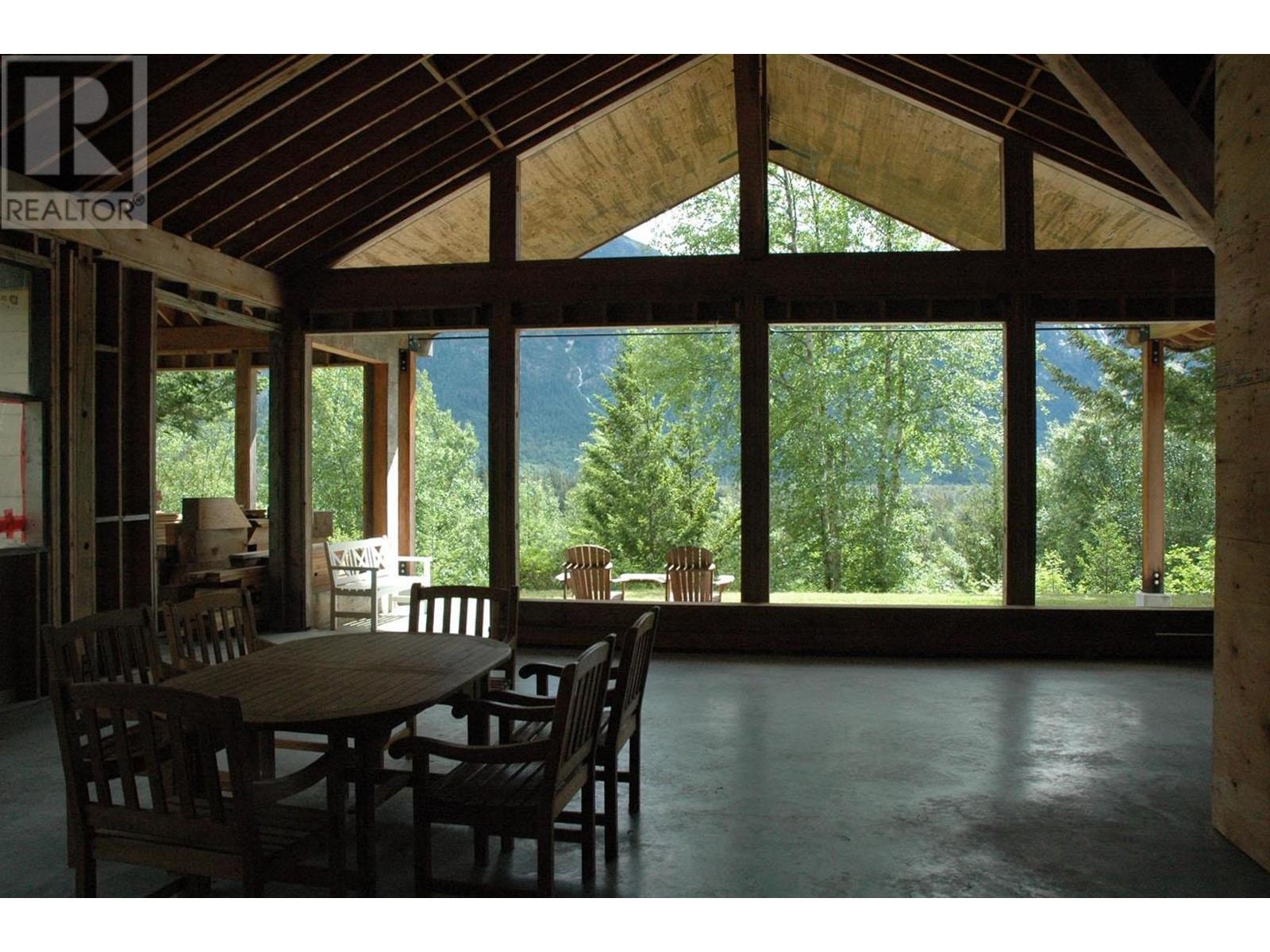 2712 EGAN ROAD, Bella Coola