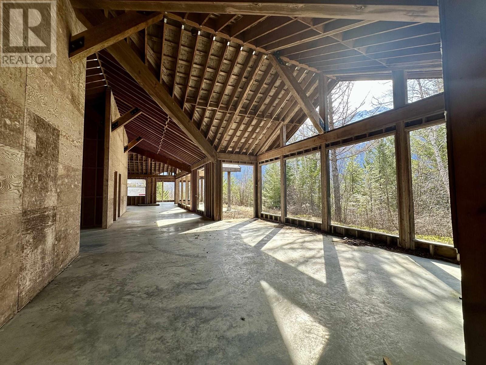 2712 EGAN ROAD, Bella Coola