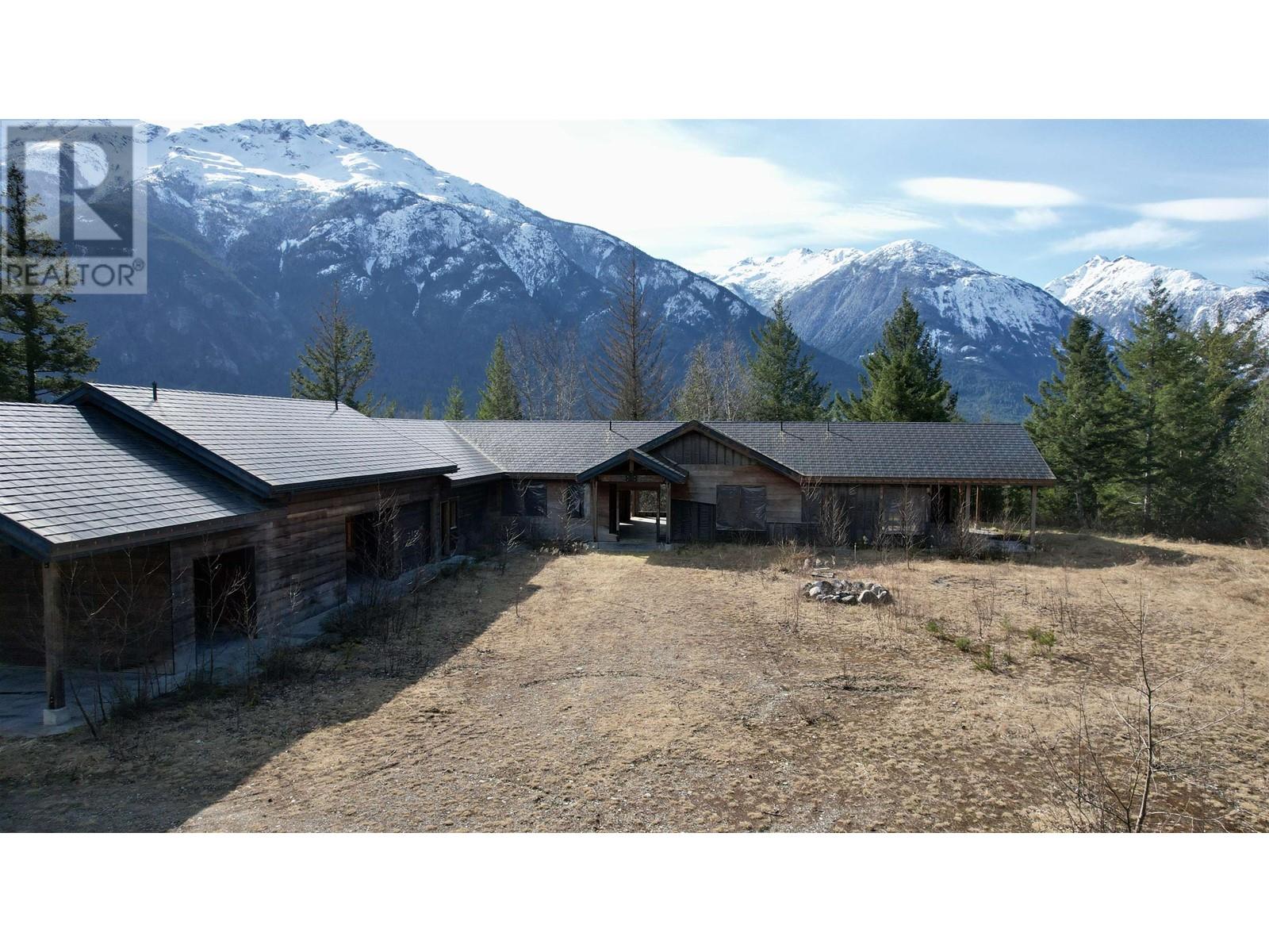 2712 EGAN ROAD, Bella Coola