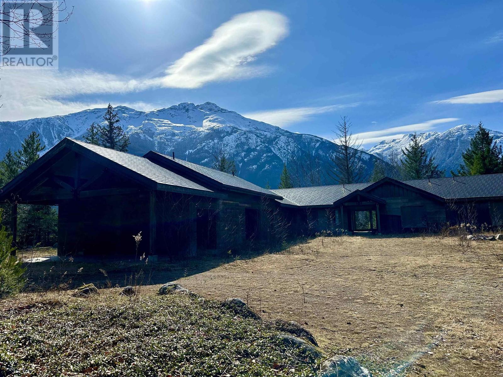 2712 EGAN ROAD, Bella Coola