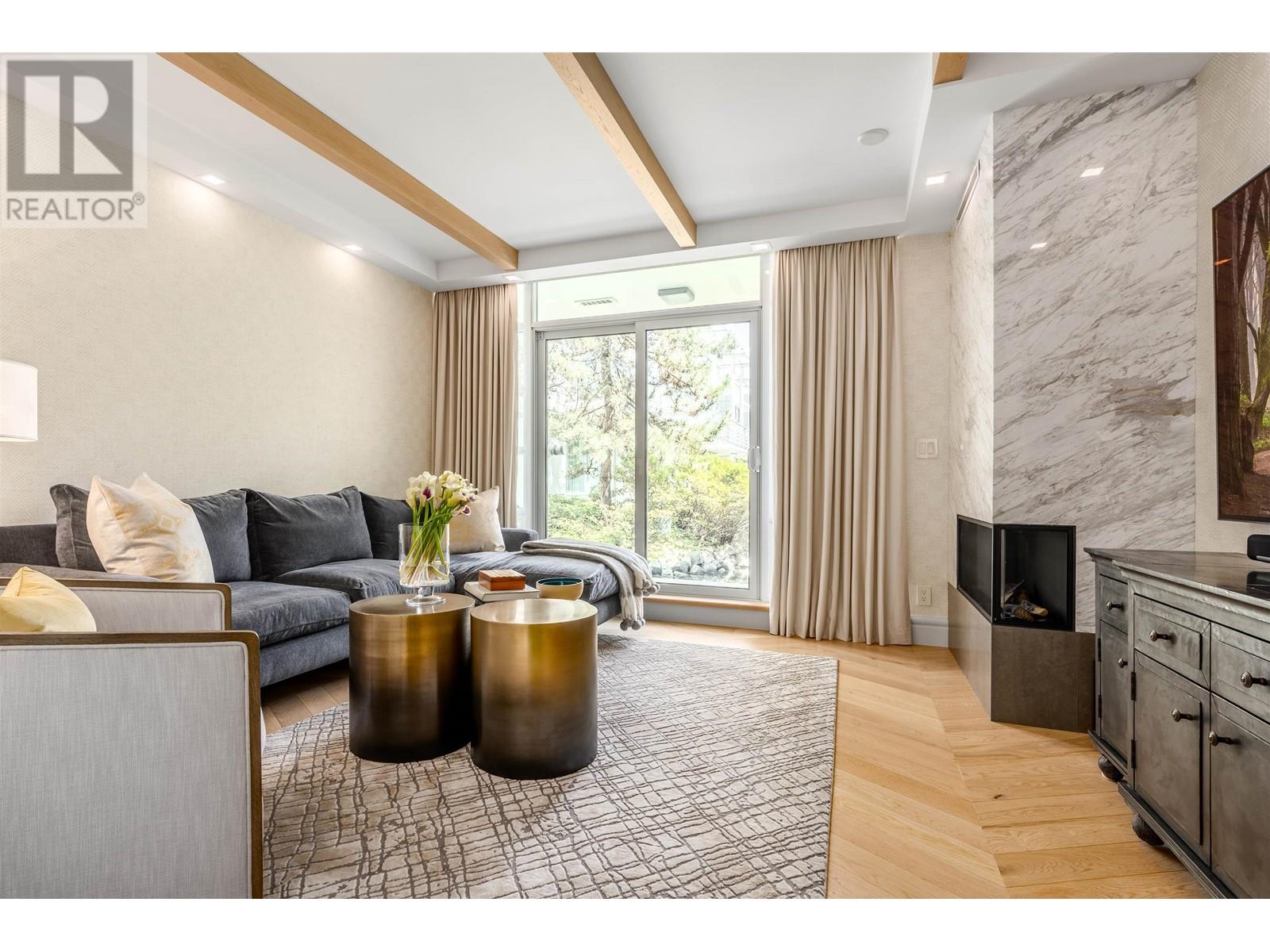 1465 W HASTINGS STREET, Vancouver
