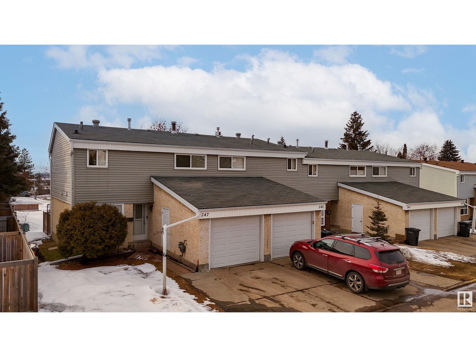 247 GRANDIN VG, St. Albert