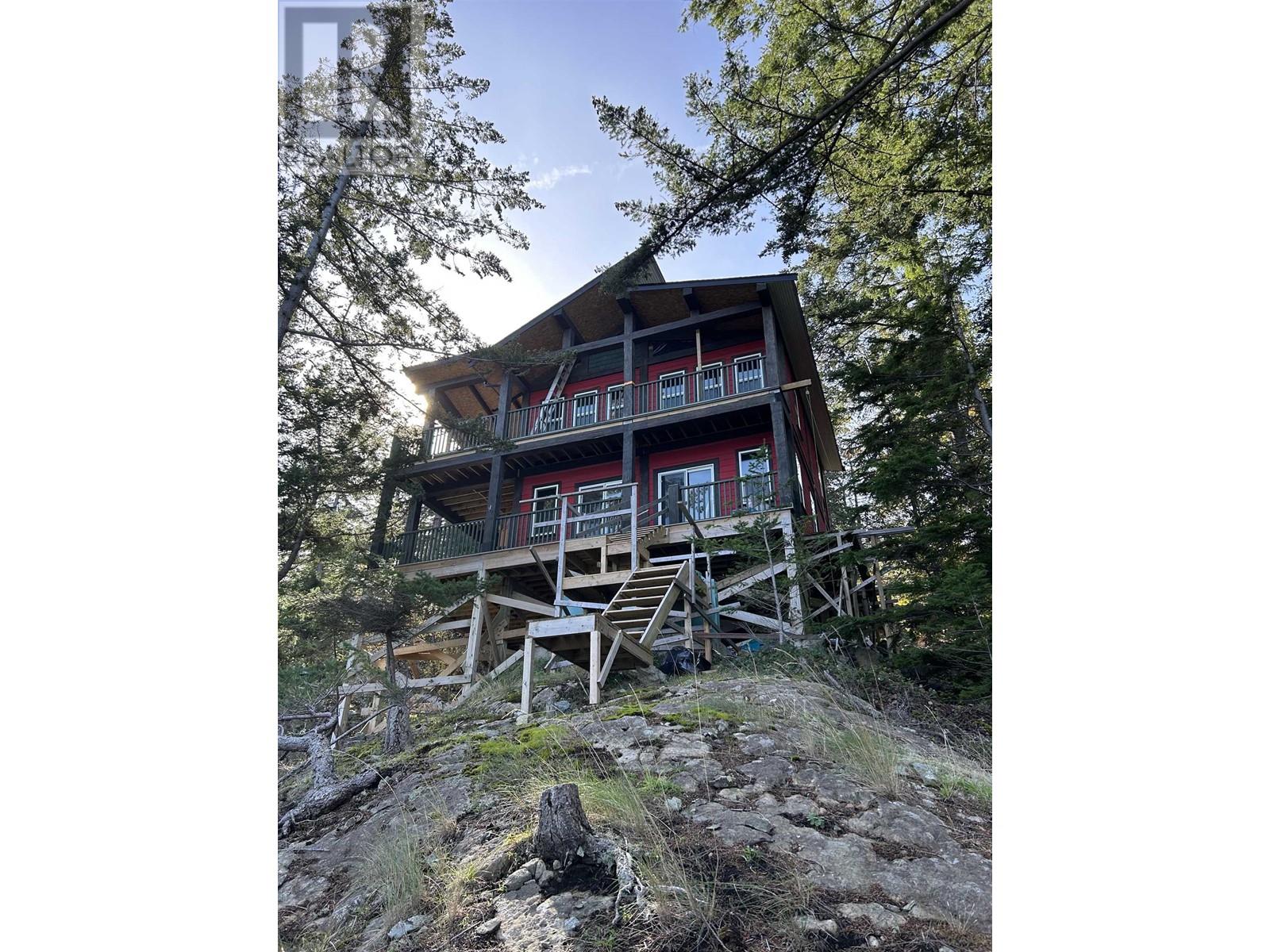 926 MOUNT ARTABAN ROAD, Gambier Island