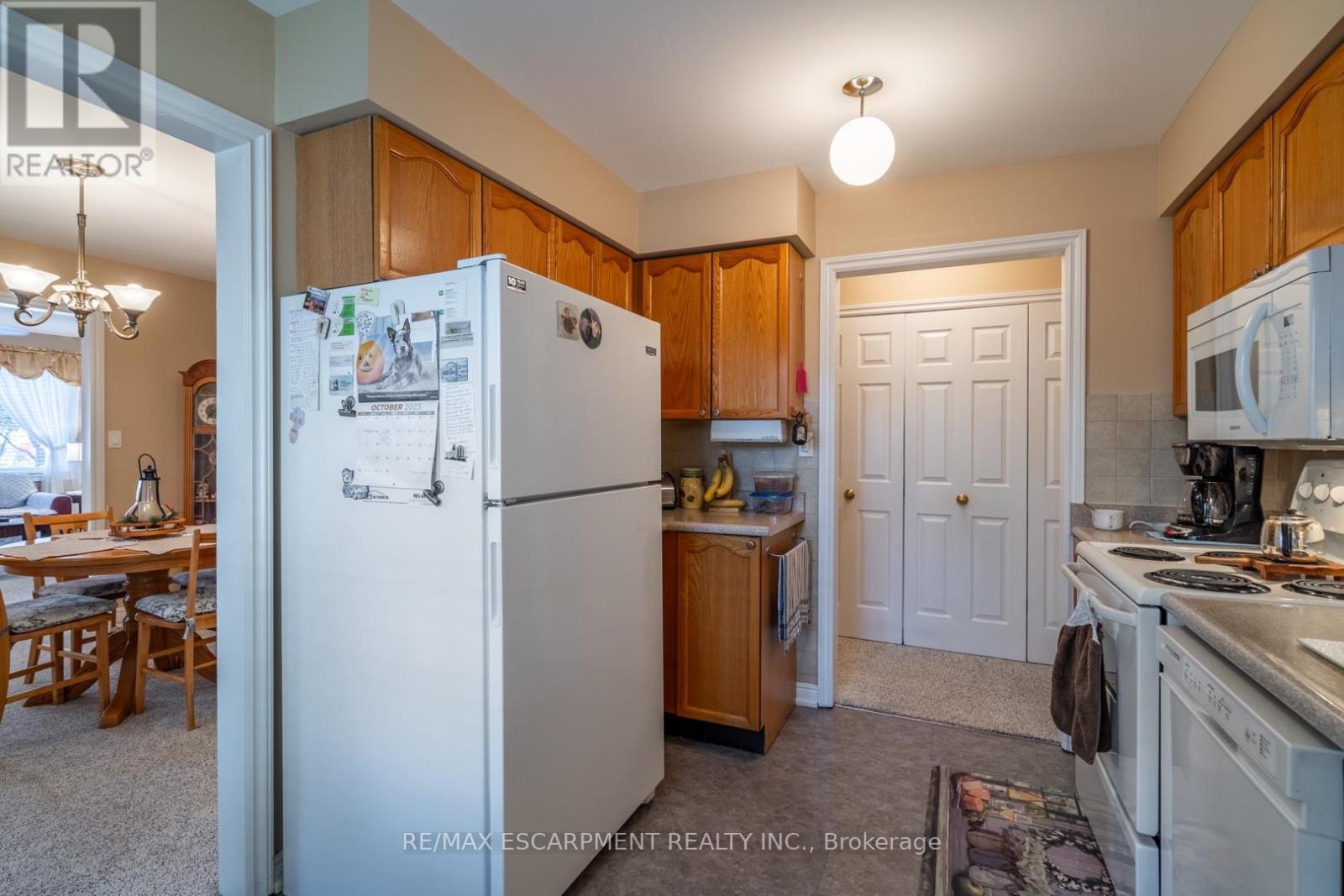 Photo 28 of 81 Hamilton Street N, Hamilton ON