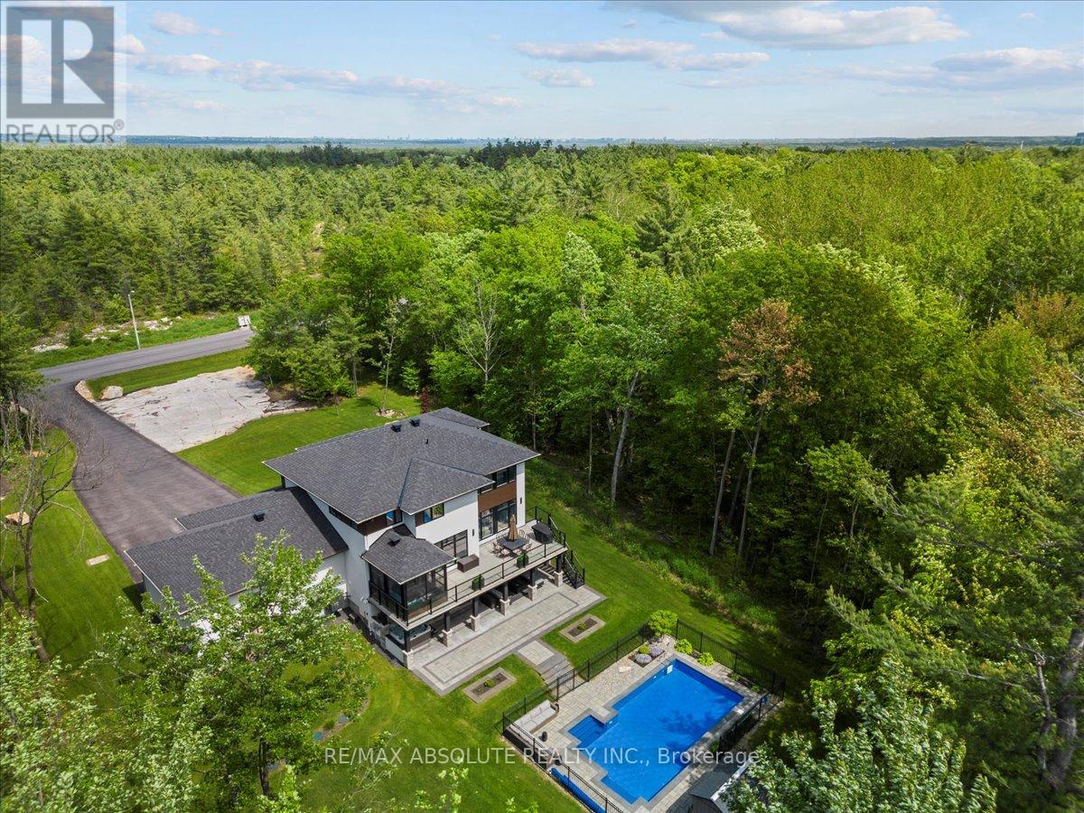 The perfect shaped lot!